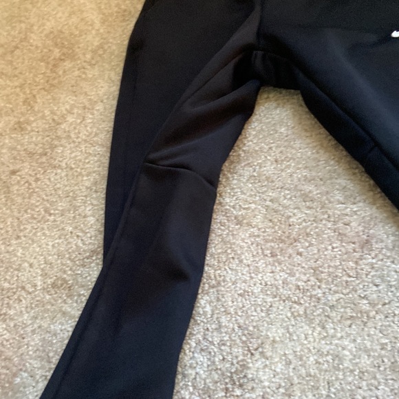 Fleece lined Nike sweatpants 4t - Picture 2 of 4